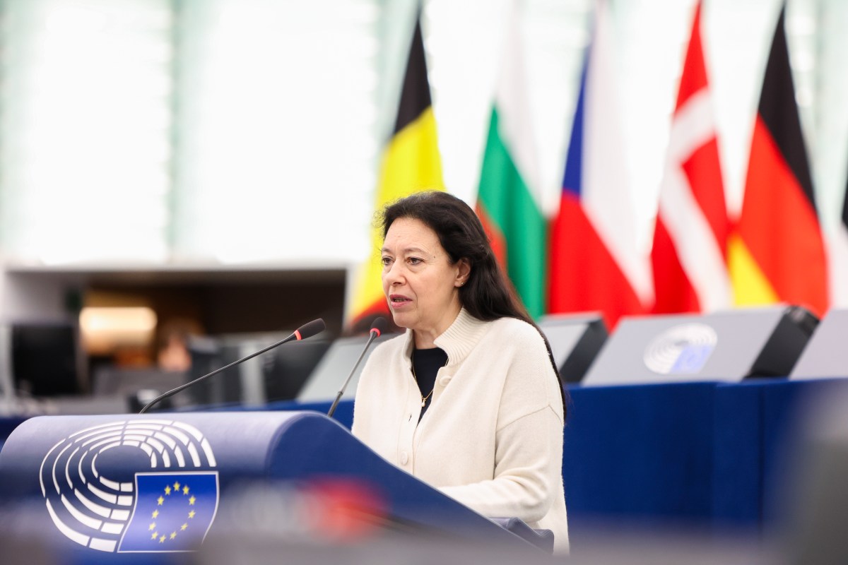 Intervention en Plénière sur Bâtir une défense européenne plus solide dans un contexte international de plus en plus incertain